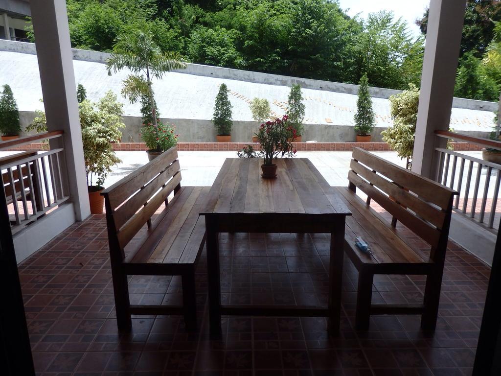 Jamie'S Home With 2 Bedrooms, Can Accommodate 6 Guests Ко-Самед Экстерьер фото
